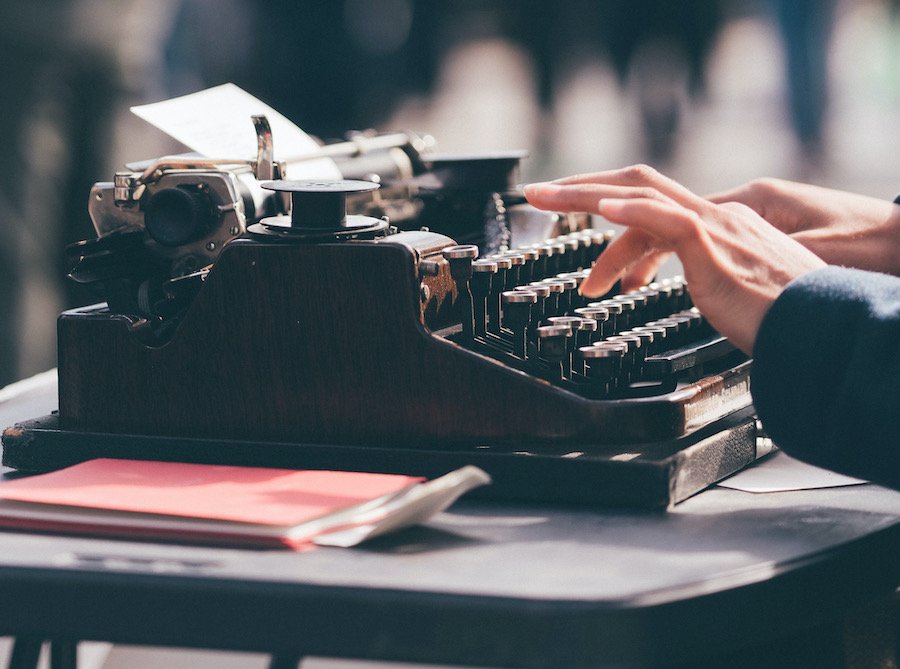 Chi sono giornalismo interculturale e multimedialita univerona media comunicazione photo thom milkovic ftngfpycpgm unsplash